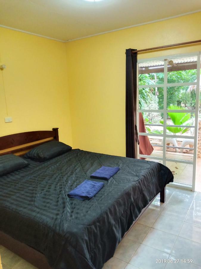 Blue Beach Resort Sam Roi Yot Zimmer foto
